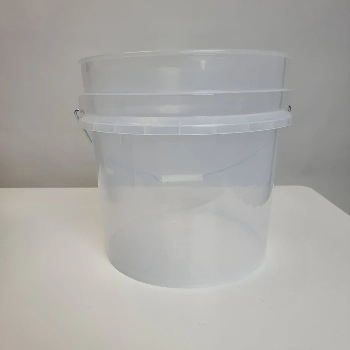 NEW HEAVY DUTY ULTRA CLEAR DETAILING BUCKET, 4.5 GAL