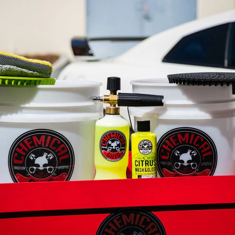 Citrus Wash & Gloss Citrus Based Hyper - Concentrated Wash + Gloss (No-More Spots) (16 oz) - Filthy Dog Decals